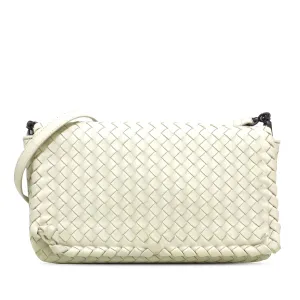 Bottega Veneta Intrecciato Flap Crossbody Bag (SHG-wEXfxE)