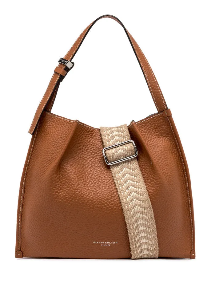 DORY MEDIUM BUCKET BAG