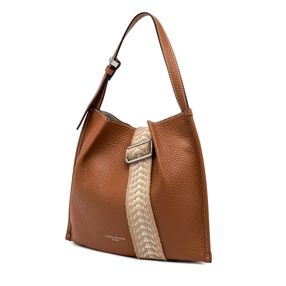 DORY MEDIUM BUCKET BAG