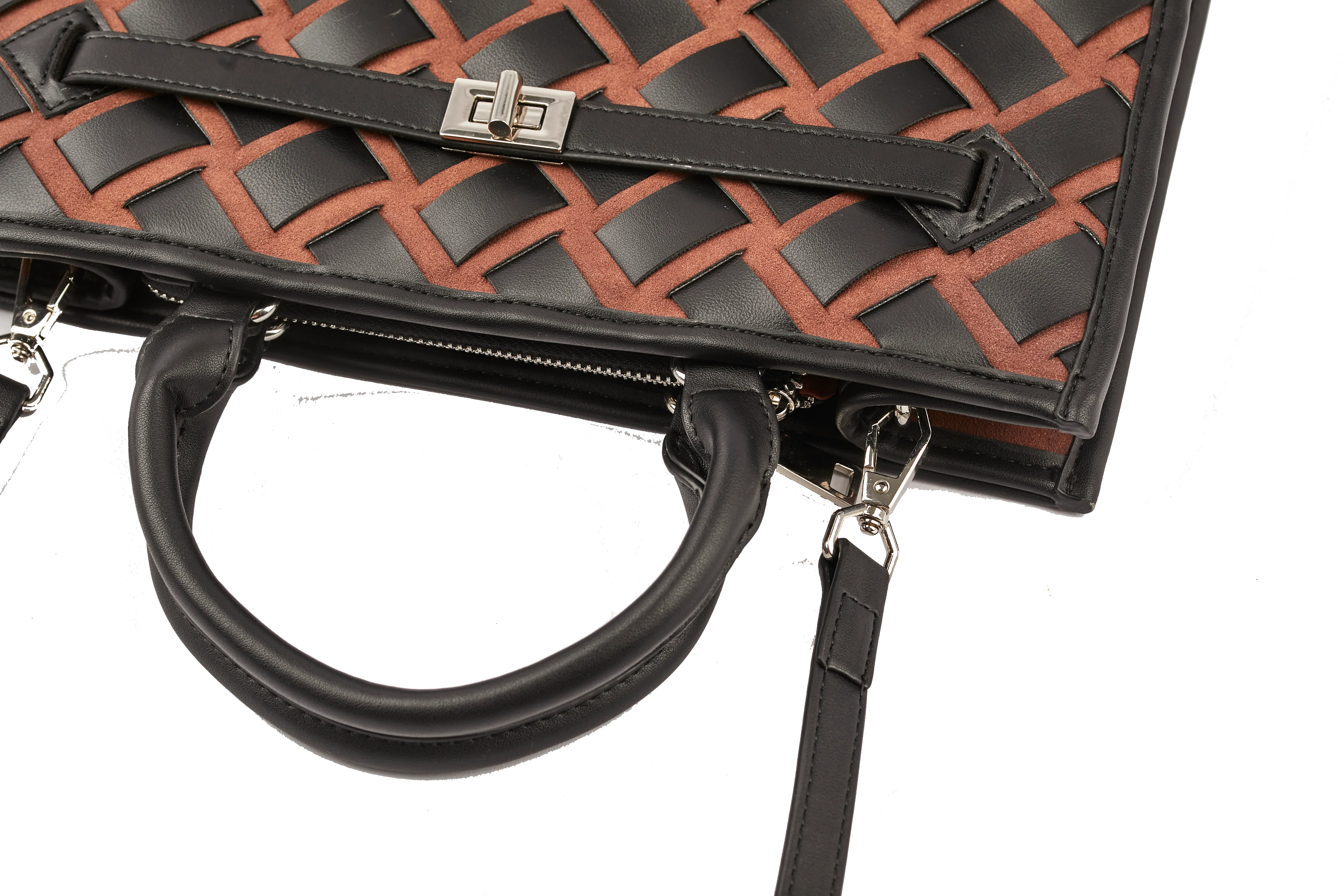 Women Stylish Quilted Leather Bag™